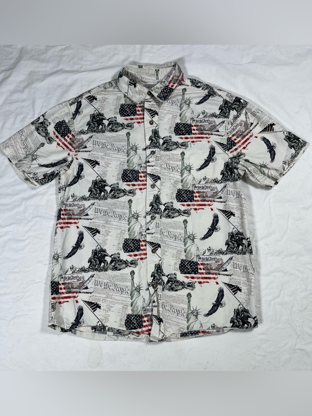 American Legacy We The People Medium Short Sleeve Button Down Patriotic USA